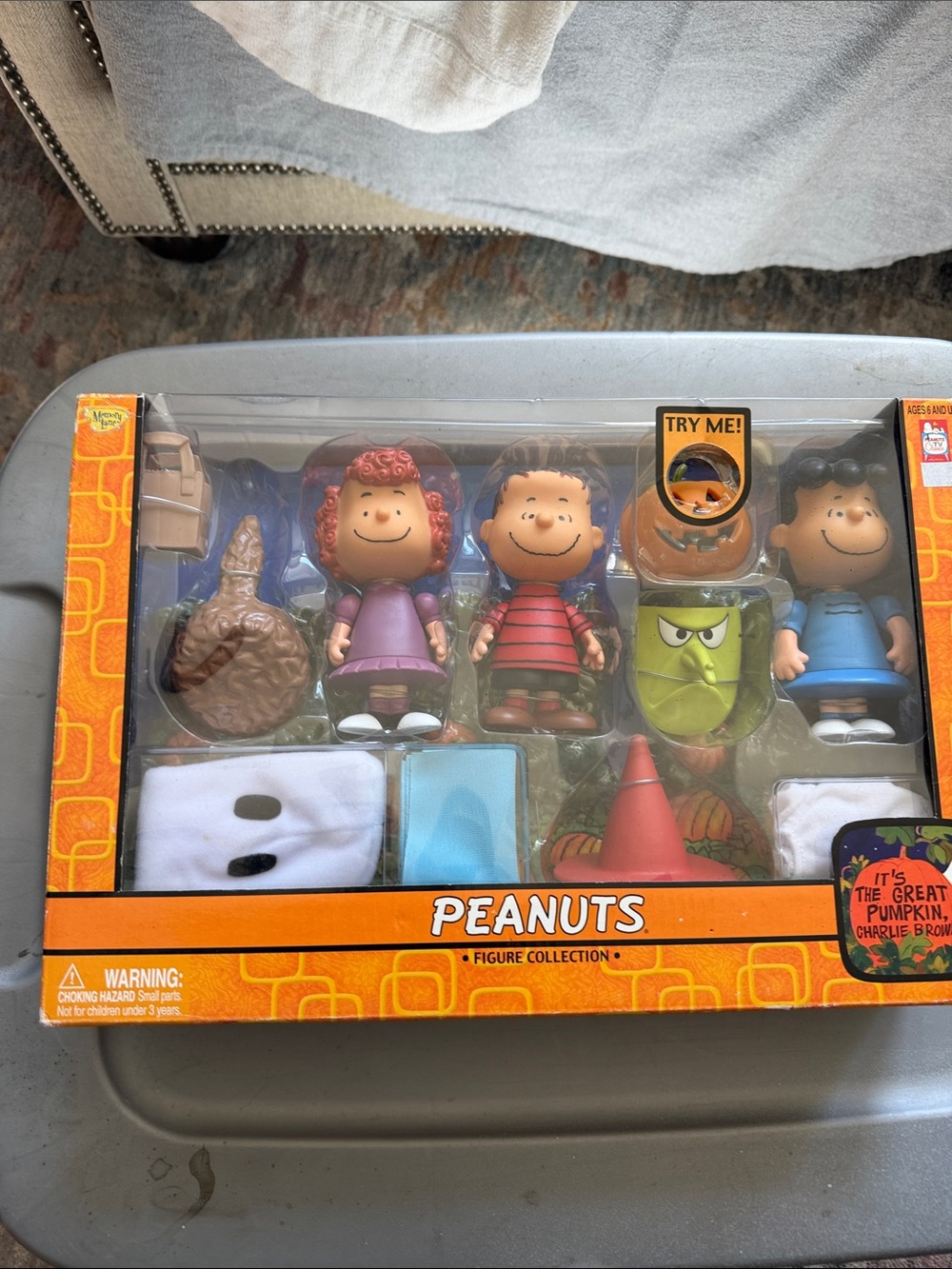 Vintage Halloween Peanuts Figure Set - Orange, Red, Purple, Blue, Green